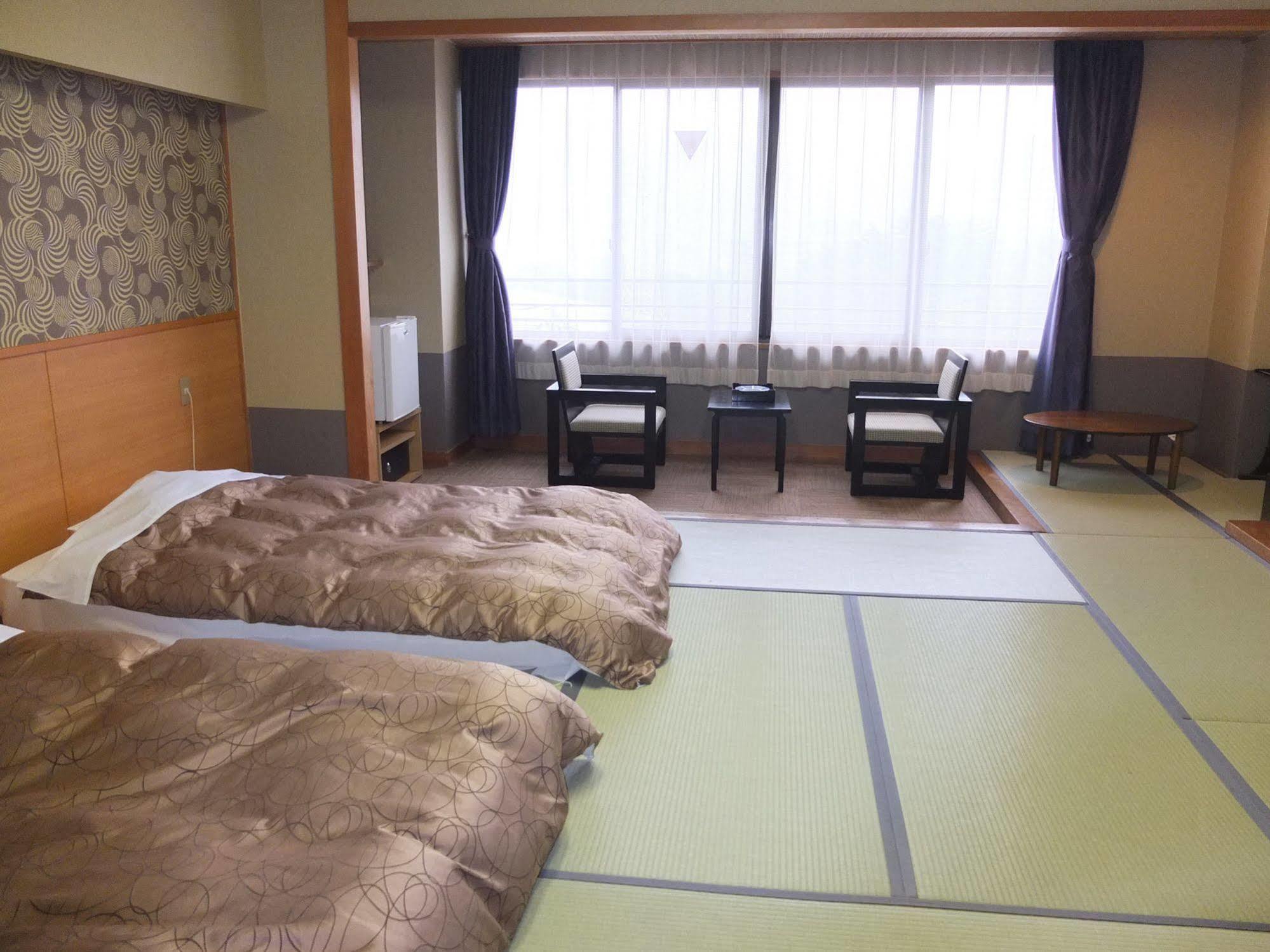 Hotel Ootaki Никко Экстерьер фото